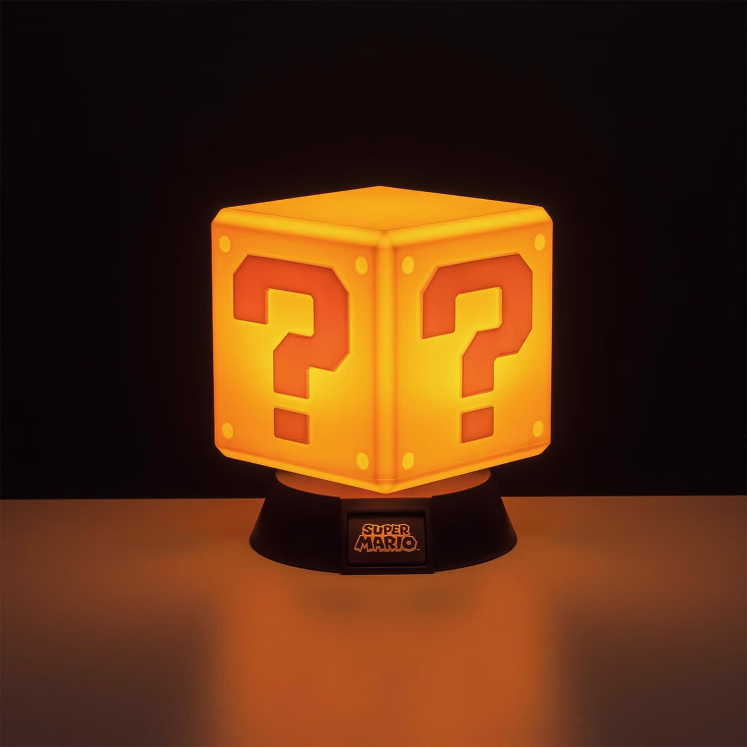 Lampe Bloc Interrogation Super Mario, Style: Contemporary, par Paladone – Image 2